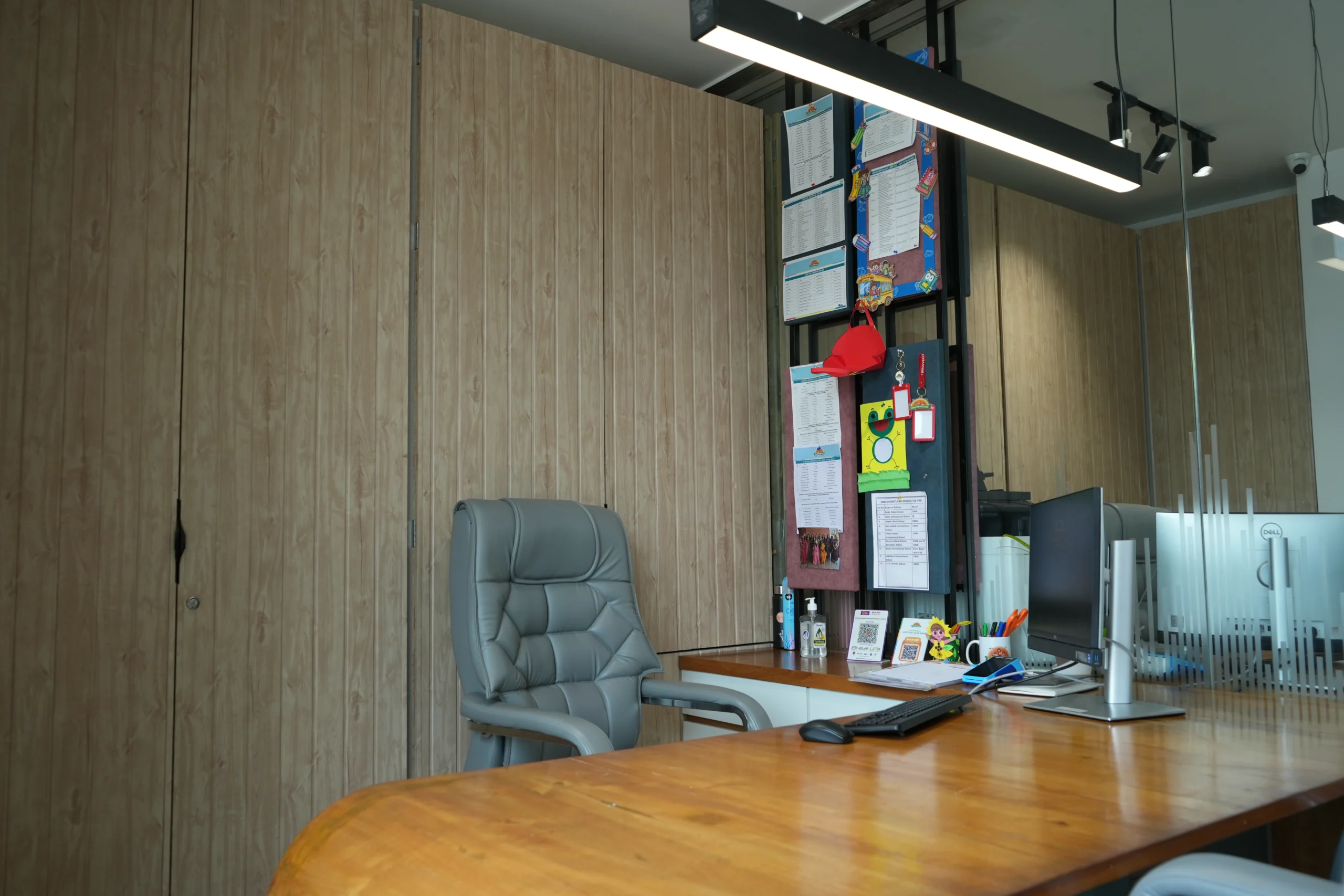Discoveryland Khodiyar office
